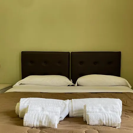 Umberto House 3*