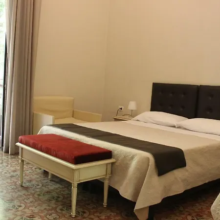Umberto House 3* Κατάνια